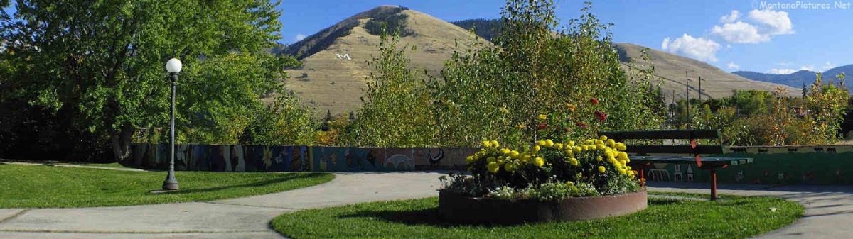 Picture of Mount Sentinel frorn the shore of the Clark Fork River in Missoula, Montana