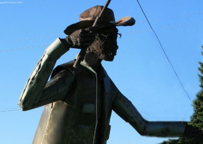 Picture of the metal sculpture of a Fisherman in Ennis, Montana.