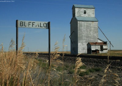 September picture of the lone grain elevator in the unincorporated town of Buffalo, Montana. Image is from the Buffalo, Montana Picture Tour.