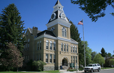 Picture of the Beaverhead County Courthouse. The image is from the Dillon, Montana Picture Tour.