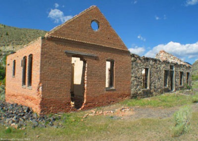 July picture of the lone brick building in Glendale, Montana. Image is from the Dewey, Montana Picture Tour.