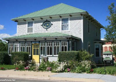 July picture of a home near Harlowton, Montana. Image is from the Harlowton Montana Picture Tour.