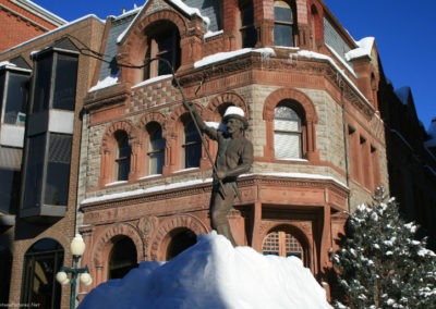 A March 2019 picture of Bullwhacker Statue in the Helena Walking Mall. Image is from the Helena Montana Picture Tour.