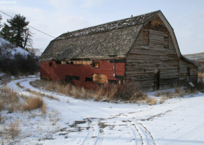 February picture of the historic Stearns Barn. Image is from the Augusta Montana Picture Tour.