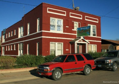 July picture of the Chateau Apartments in Shelby. Image is from the Shelby Montana Picture Tour.