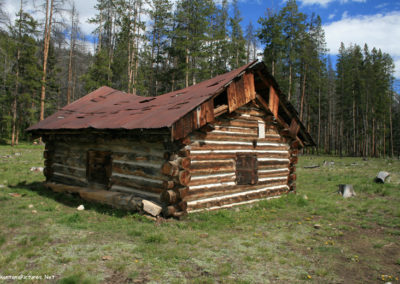 June picture of a miners cabin located near Coolidge, Montana. Image is from the Coolidge, Montana Ghost Town Picture Tour