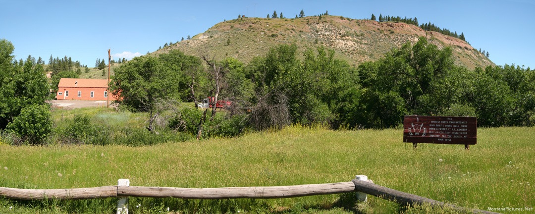 b63013 Lame Deer Hill Trail Pano THREE_MontanaPictures_Net June panorama of the Horse Hill Trail. Image is from the Lame Deer, Montana Picture Tour.