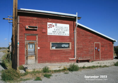 September 2023 picture of JD’s Bar in Bynum Montana. Image is from the Bynum Montana Picture Tour.